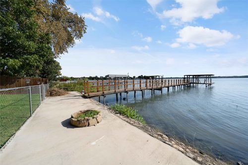 14070 Rucker St, Azle, TX, 76020-7120 | Card Image