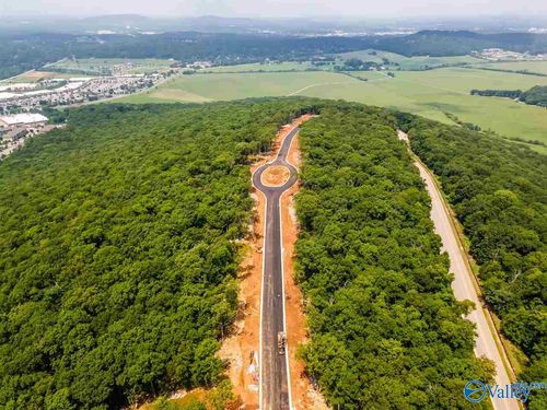 26 Southridge Se, Huntsville, AL, 35802-1484 | Card Image