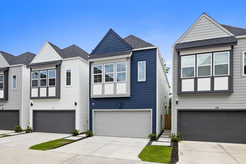 322 Neyland St, Houston, TX, 77022-4662 | Card Image