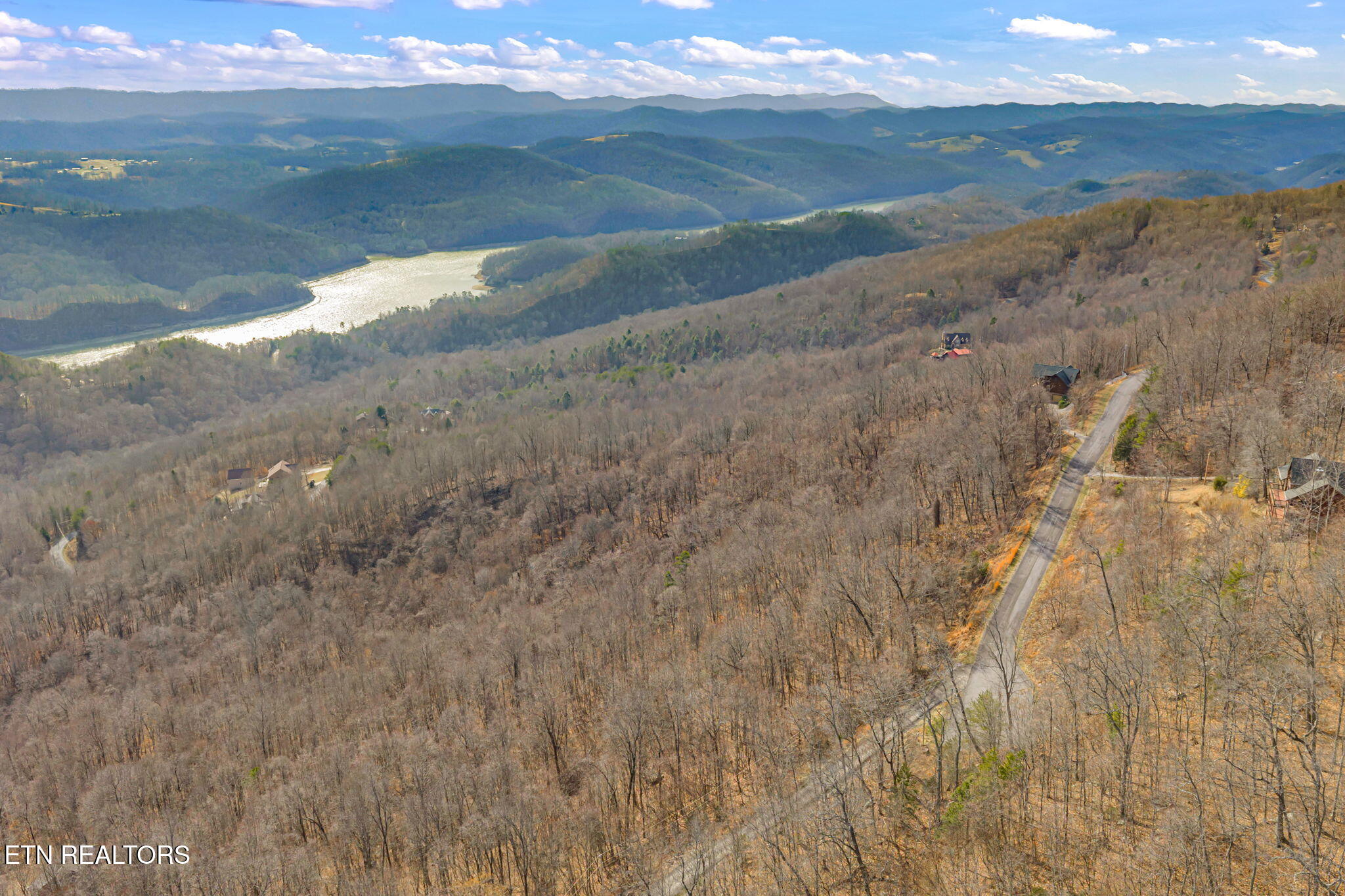 Land in Tazewell 3