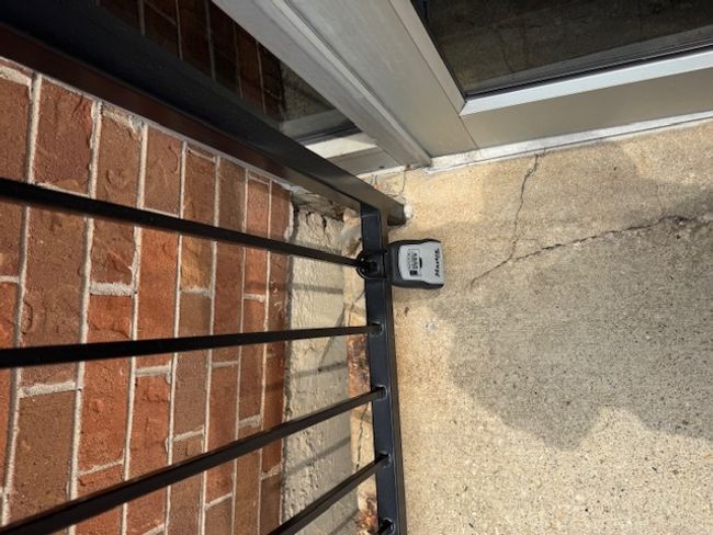 APT-4C - 2211 S Highland Ave, Condo with 2 bedrooms, 2 bathrooms and 2 parking in Lombard IL | Image 10