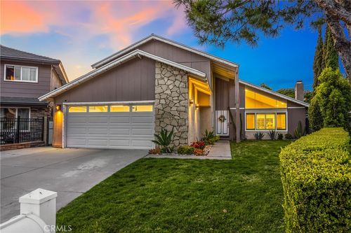 1320 N Van Gogh Cir, Orange, CA, 92867-5240 | Card Image