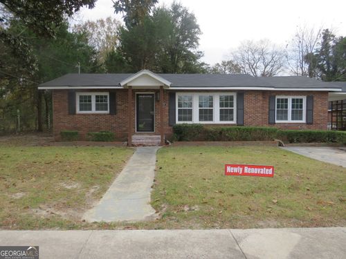 413 W Floyd St, Sandersville, GA, 31082-2659 | Card Image