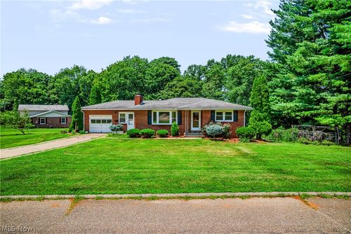 118 Coventry Rd, Marietta, OH, 45750-2625 | Card Image