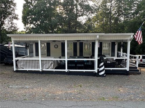 138 Marina Dr, New London, NC, 28127 | Card Image