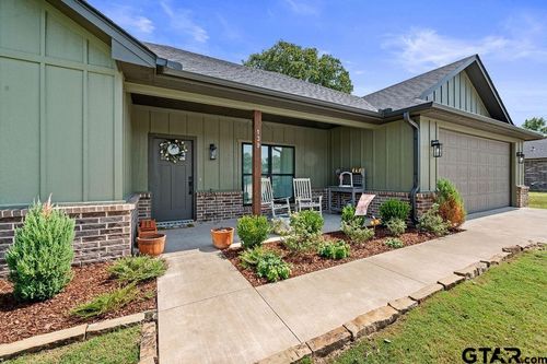 139 County Road 2461, Mineola, TX, 75773-1942 | Card Image