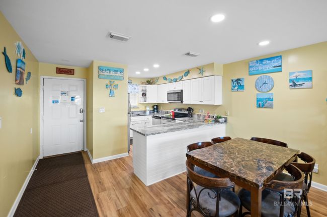 Kitchen | Image 13