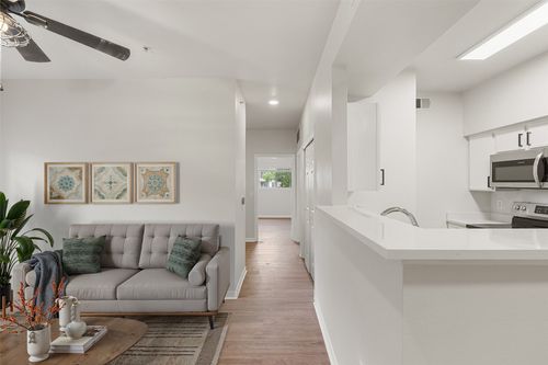 apt-323-2320 Gracy Farms Ln, Austin, TX, 78758-2304 | Card Image