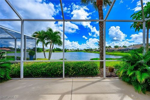 a95-1992 Crestview Way, NAPLES, FL, 34119-3304 | Card Image