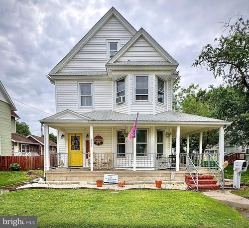 203 Commerce St, HARRINGTON, DE, 19952-1017 | Card Image