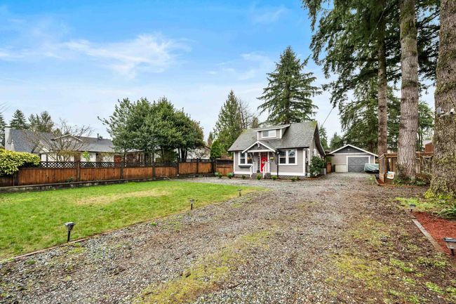 20976 Dewdney Trunk Rd, House other with 3 bedrooms, 2 bathrooms and 10 parking in Maple Ridge BC | Image 5