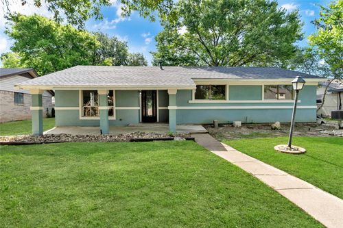 2416 Glacier St, Irving, TX, 75062-7266 | Card Image