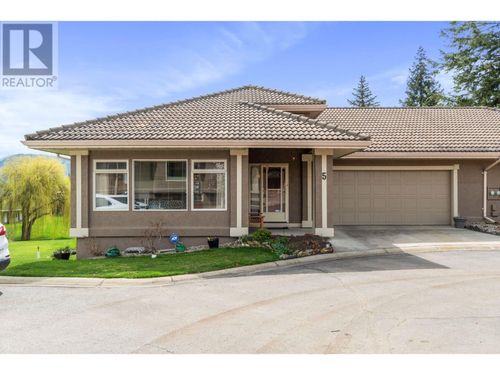 3-2550 Golf Course Dr, Blind Bay, BC, V0E1H1 | Card Image