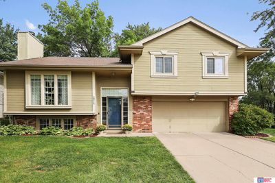 2512 Alberta Avenue, House other with 3 bedrooms, 1 bathrooms and 2 parking in Bellevue NE | Image 1