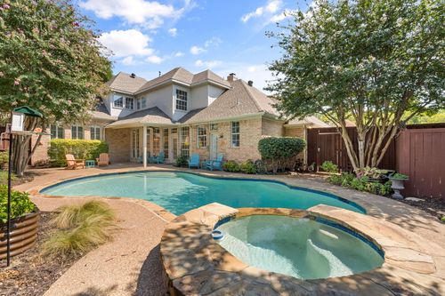 1621 Glen Springs Dr, Plano, TX, 75093-4563 | Card Image