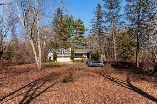 7 Lakeview Rd, North Salem, NY, 10560-2910 | Card Image