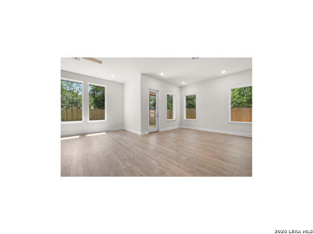Residential in Universal City 3