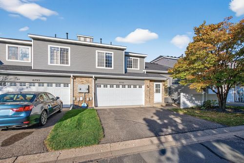 8795 Hastings Cir Ne, Minneapolis, MN, 55449-4508 | Card Image