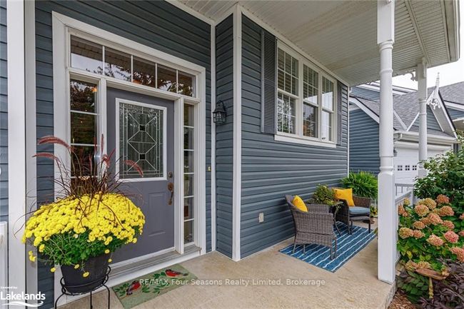 15 Westwind Dr, House attached with 4 bedrooms, 2 bathrooms and 2 parking in Collingwood ON | Image 6