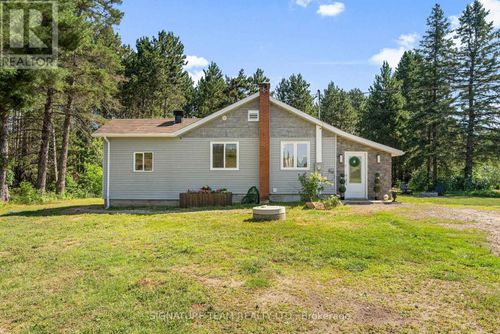 136 Sunrise Road, Killaloe, Hagarty and Richards, ON, K0J2A0 | Card Image