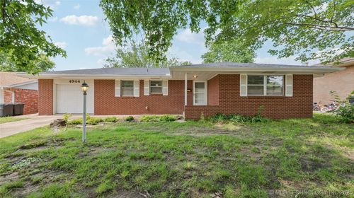 4944 Cornell Dr, Bartlesville, OK, 74006-8515 | Card Image