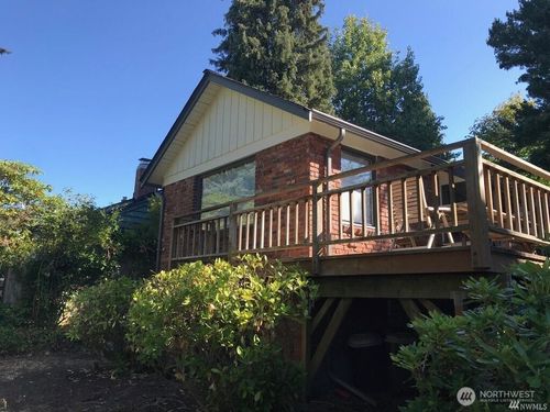 3222 30th Ave W, Seattle, WA, 98199-2734 | Card Image