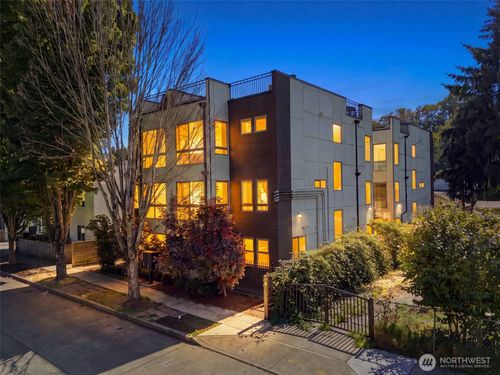 a-1039 S Cloverdale St, Seattle, WA, 98108-4744 | Card Image