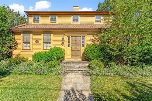 603 East Ave, Pawtucket, RI, 02860-6159 | Card Image