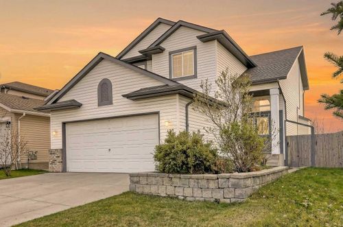 42 Tuscarora Way Nw, Calgary, AB, T3L2G9 | Card Image