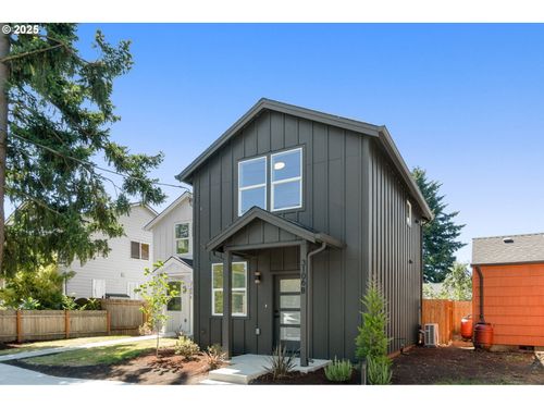 b-3106 Se 79th Ave, Portland, OR, 97206-1750 | Card Image