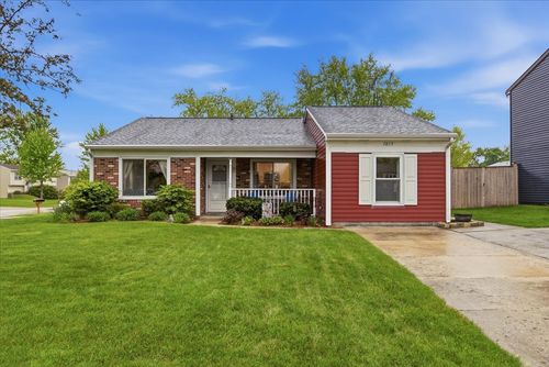 7653 W North Ave, Frankfort, IL, 60423-8600 | Card Image