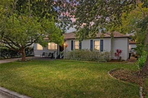 3704 W Platt St, TAMPA, FL, 33609-2830 | Card Image