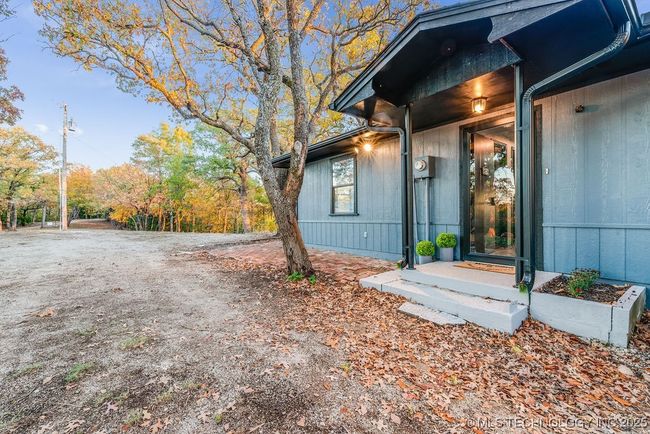 4908 Hickory Hill Dr, House other with 2 bedrooms, 2 bathrooms and null parking in Sulphur OK | Image 26