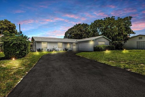 1204 Wynnewood Dr, West Palm Beach, FL, 33417-5640 | Card Image