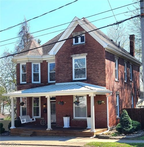 434 E Main St, Barnesville, OH, 43713-1412 | Card Image