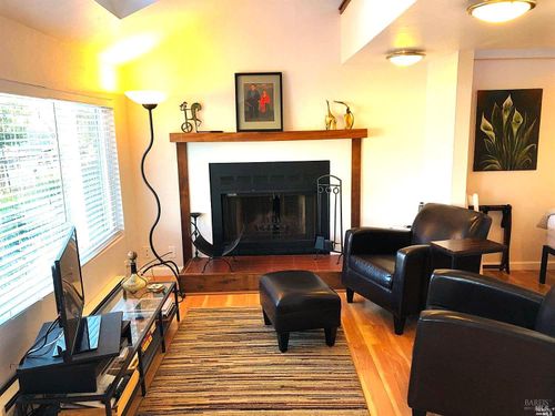 2371 Vista Del Mar Lane, Tiburon, CA, 94920 | Card Image