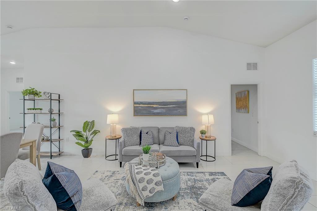 Residential in LEHIGH ACRES 3