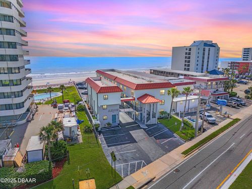 70-1404 N Atlantic Ave, DAYTONA BEACH, FL, 32118-3578 | Card Image