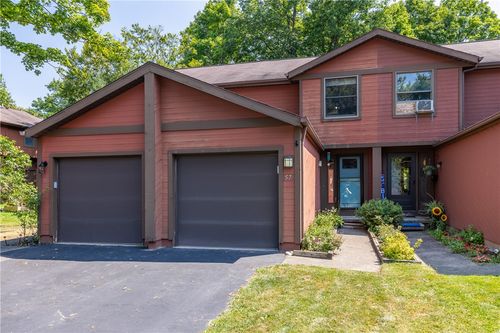 57 Broxbourne Dr, Fairport, NY, 14450-1726 | Card Image