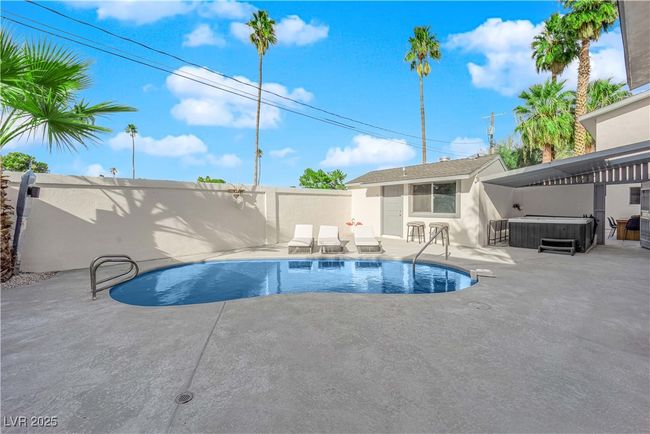 2160 Pueblo Cir, House other with 4 bedrooms, 4 bathrooms and null parking in Las Vegas NV | Image 56
