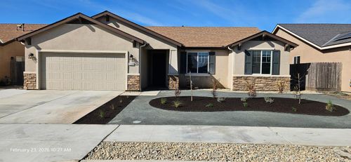 1303 22nd Ave, Kingsburg, CA, 93631-2077 | Card Image