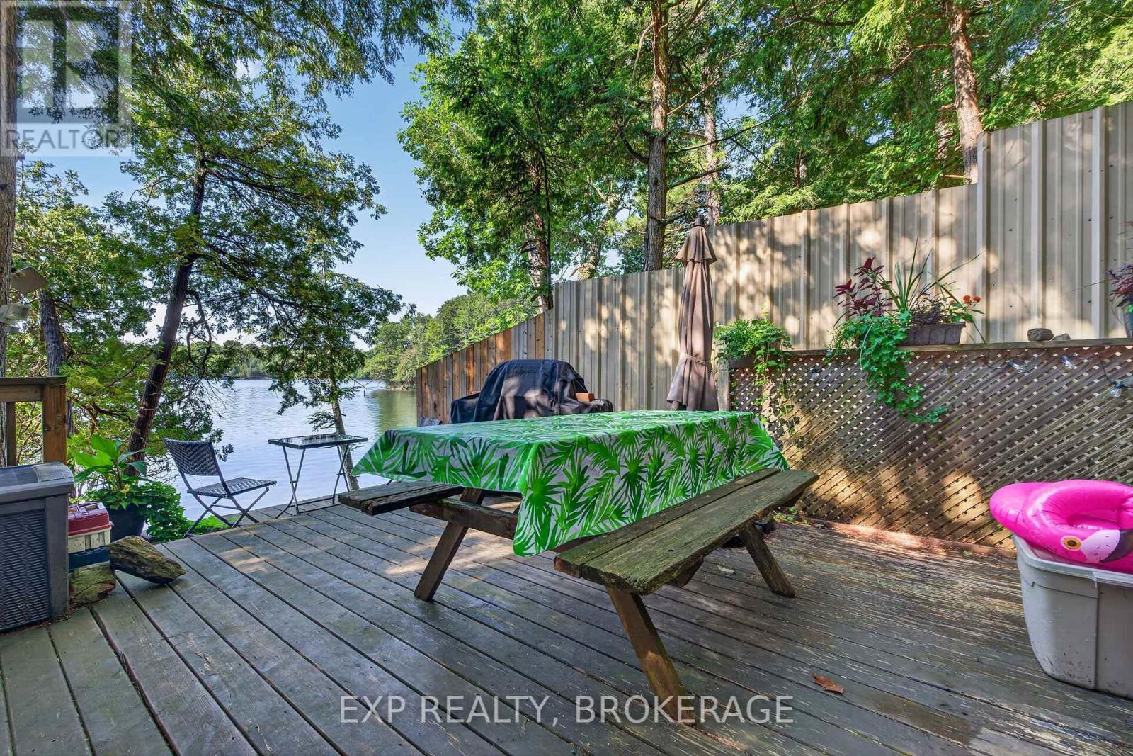 Land in Frontenac (Frontenac South) 2