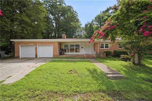 524 Hollywood Ave, Suffolk, VA, 23434-3153 | Card Image