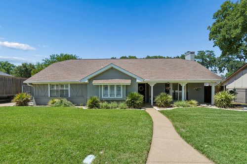 2605 Collard Rd, Arlington, TX, 76017-4307 | Card Image