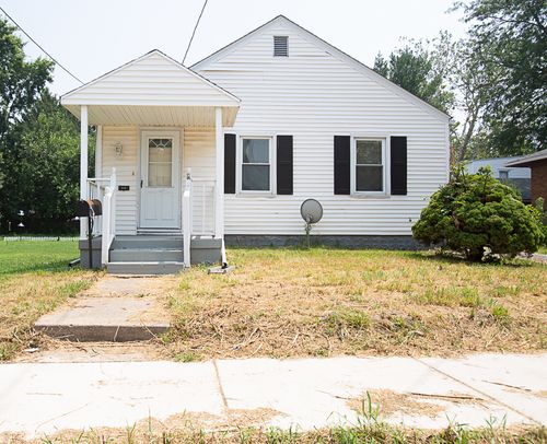618 Maple St, Bloomington, IL, 61701-5516 | Card Image