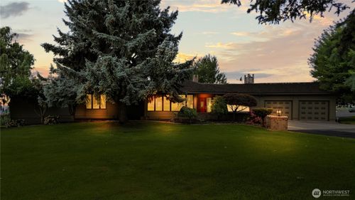 31 Rangeview Rd, Othello, WA, 99344-9351 | Card Image