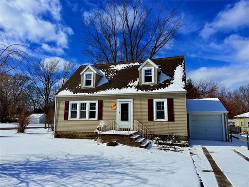 3336 Saltsman Rd, Erie, PA, 16510-3226 | Card Image