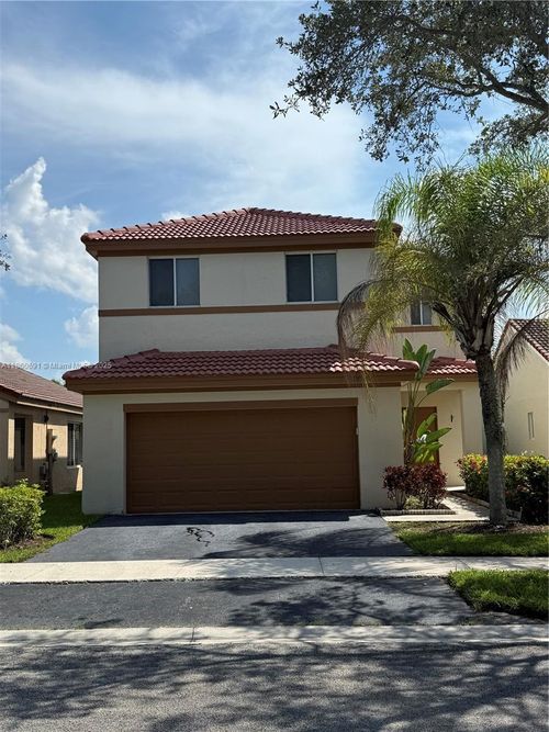 1421 Presidio Dr, Weston, FL, 33327-1767 | Card Image