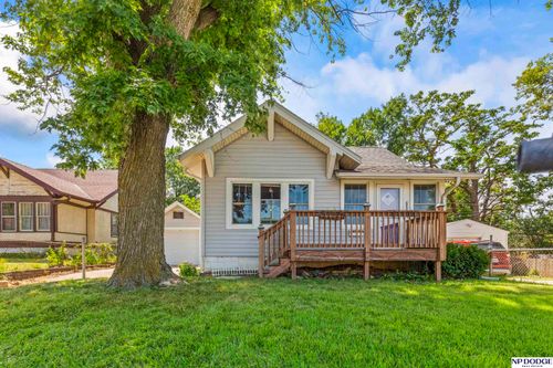 6501 Military Ave, Omaha, NE, 68104-3220 | Card Image