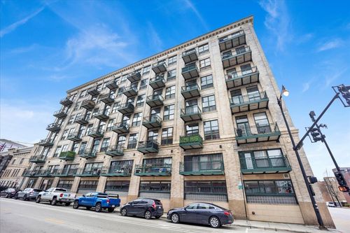 apt-701-1801 Michigan Ave, Chicago, IL, 60616-1646 | Card Image